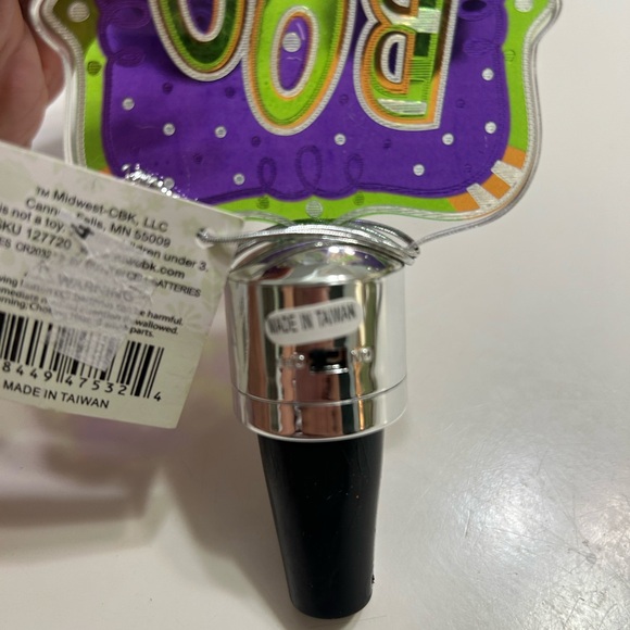 KAH tequila (empty) day of the dead sugar/salt/pepper skulls W/light up Btl stop - Picture 7 of 8